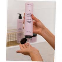 Lakmé Teknia Frizz Control 300Ml Shampoo   (Shampoo) Unisex  