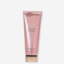 Victoria´S Secret Velvet Petals 236Ml    (Body Lotion) Für Frauen  